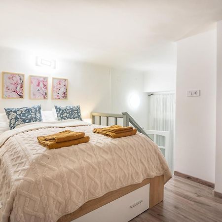 A77 Buda Castle Apartment Budapest Bagian luar foto